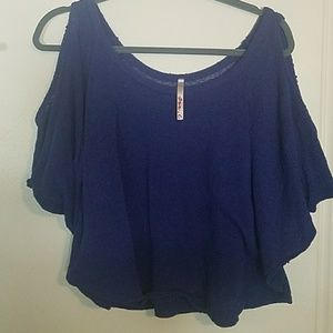 Cold shoulder top